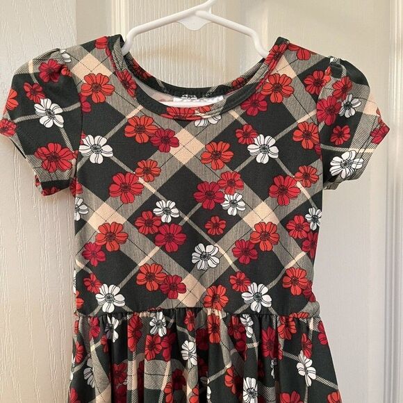 Dot Dot Smile Floral Plaid Cap Twirl Dress Red Green Christmas Holiday 12-24 Mos - Picture 2 of 9